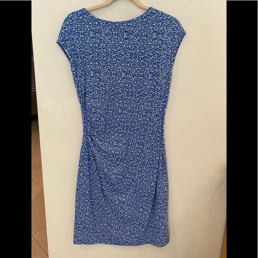 J. Mclaughlin Boat Neck, Cap sleeve Sheath Dress - M